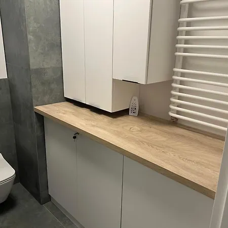 Rest * שצ'קלארסקה פוראובה